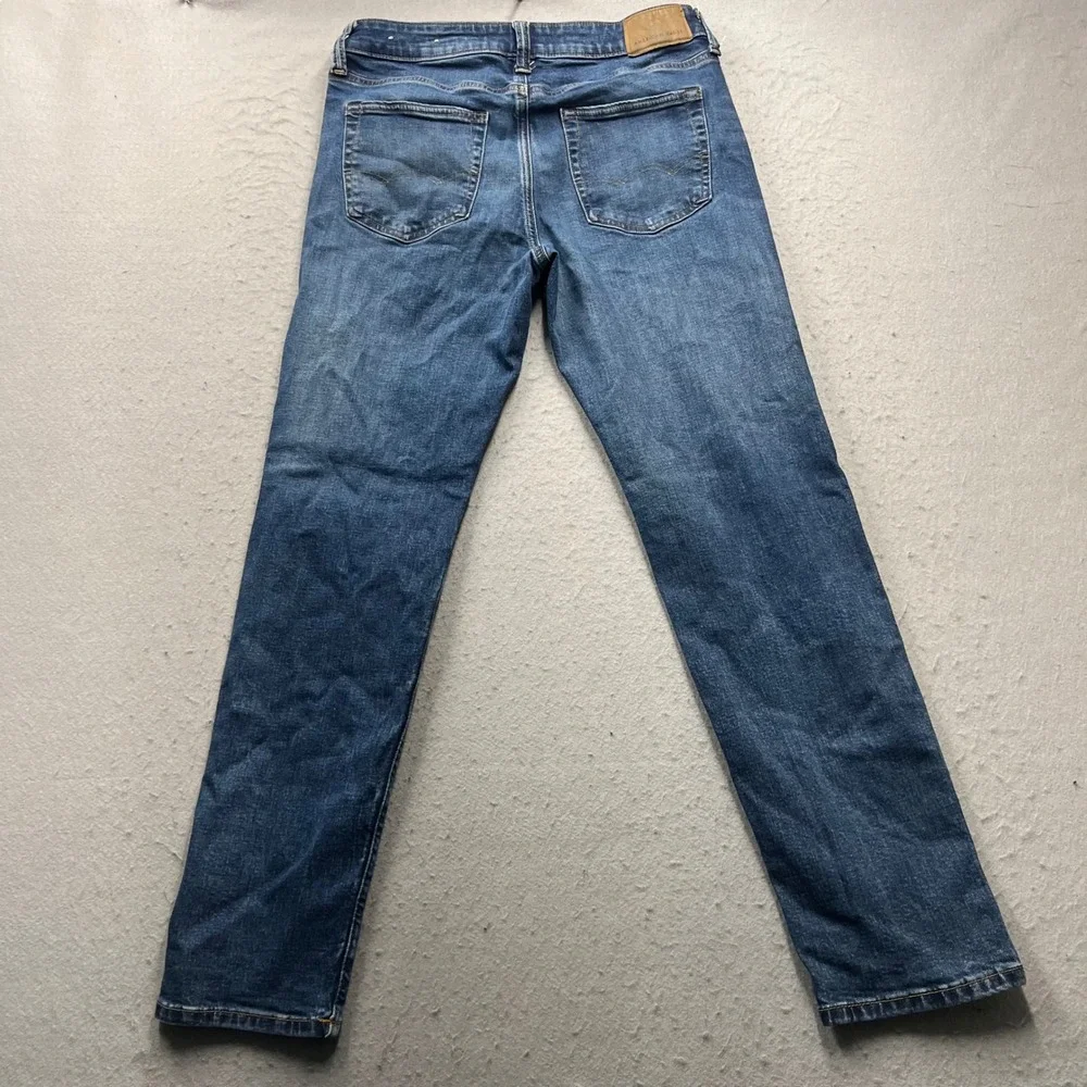 American Eagle Athletic Fit Jeans Mens 30x32 Medium Wash Blue Denim 1641